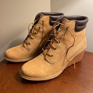 Timberland Amston Leather Wedge Boot size 9.5